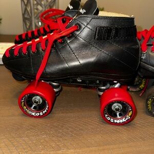 New Riedell 595 skates size 6 men or 7.5 women ceramic bearings custom